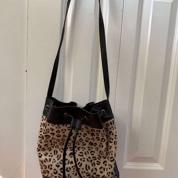 Karl Marc John Leather Calf Hair Leopard Animal Print Crossbody Bag - Picture 2 of 5